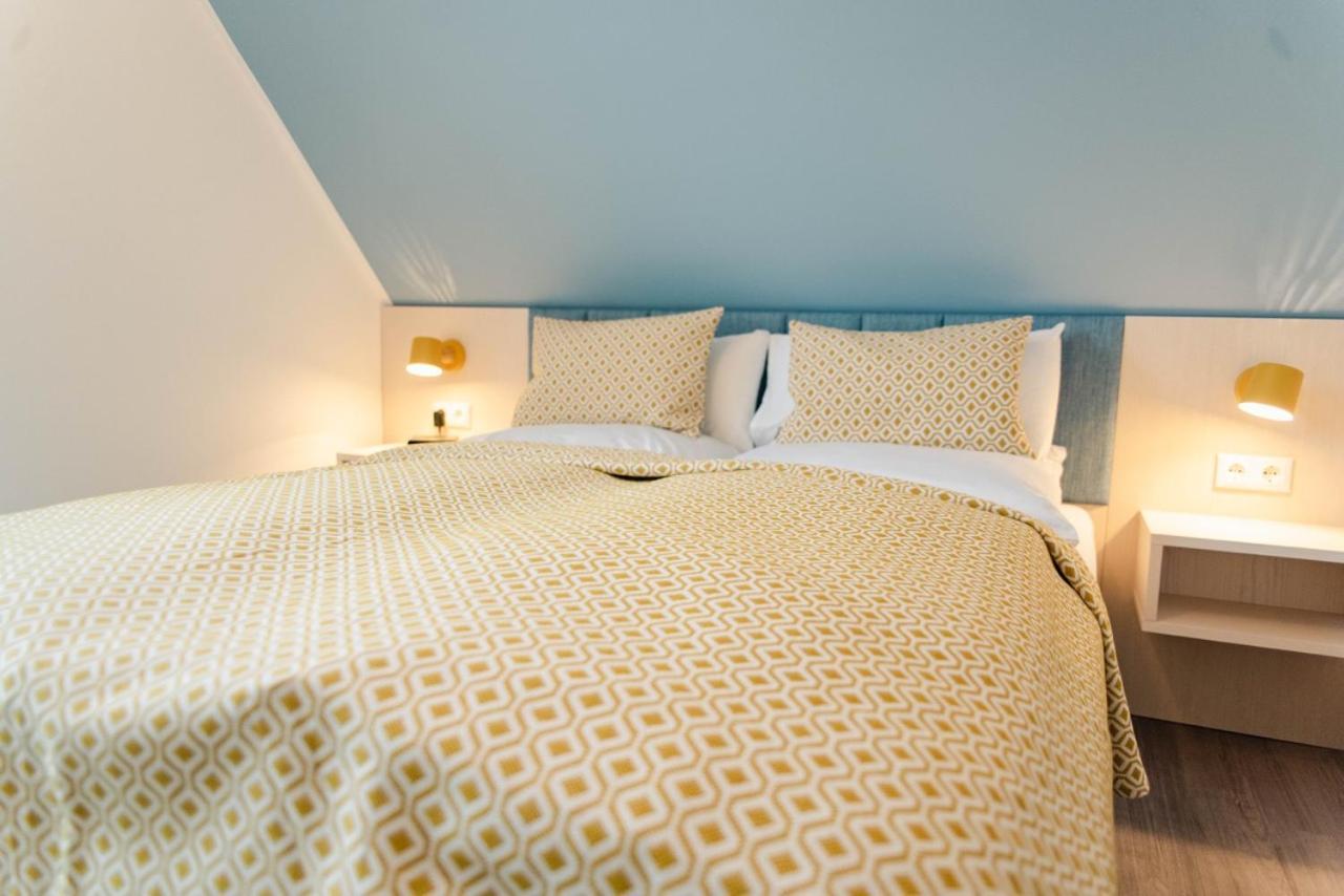 Kuesten Apartments Tannenhausen เอาริคช์ ภายนอก รูปภาพ