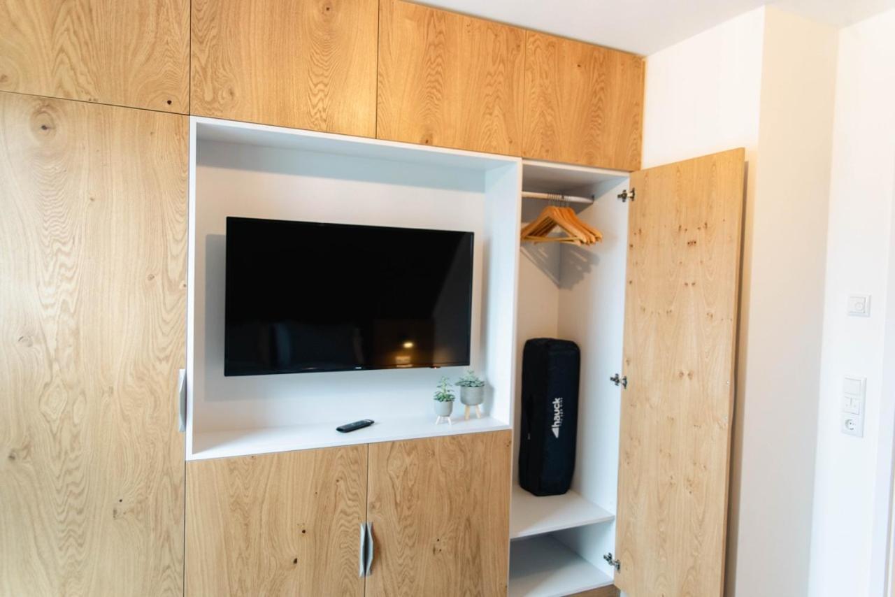 Kuesten Apartments Tannenhausen เอาริคช์ ภายนอก รูปภาพ